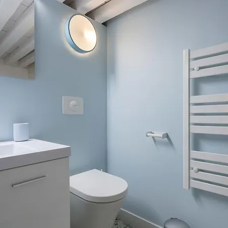 Like - Opera Apartment Lyon