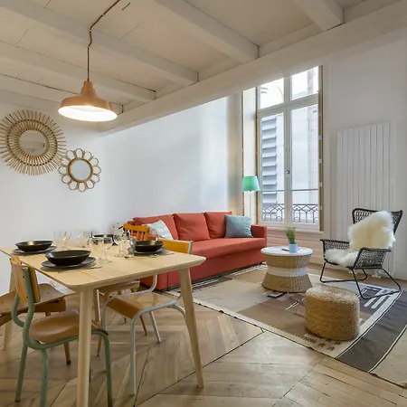 Like - Opera Apartment